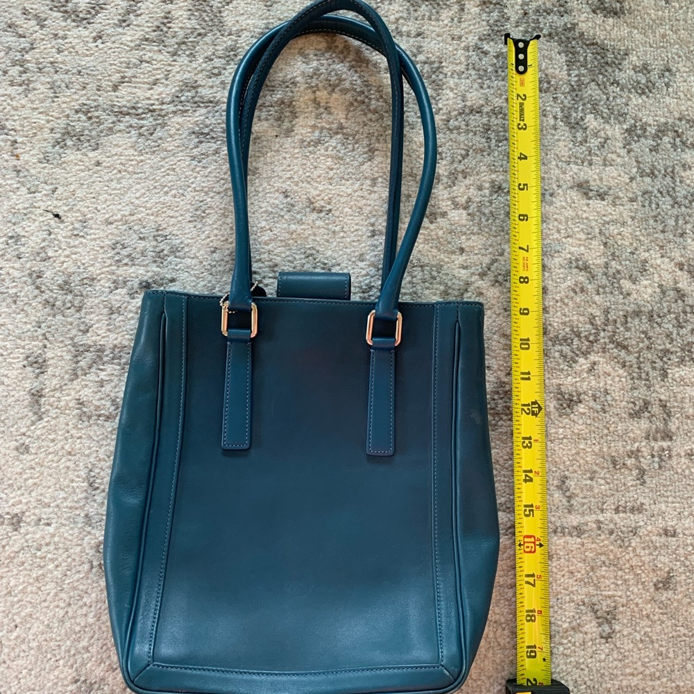 Vintage Coach Classic Bonnie Legacy Slim Tote (blue)